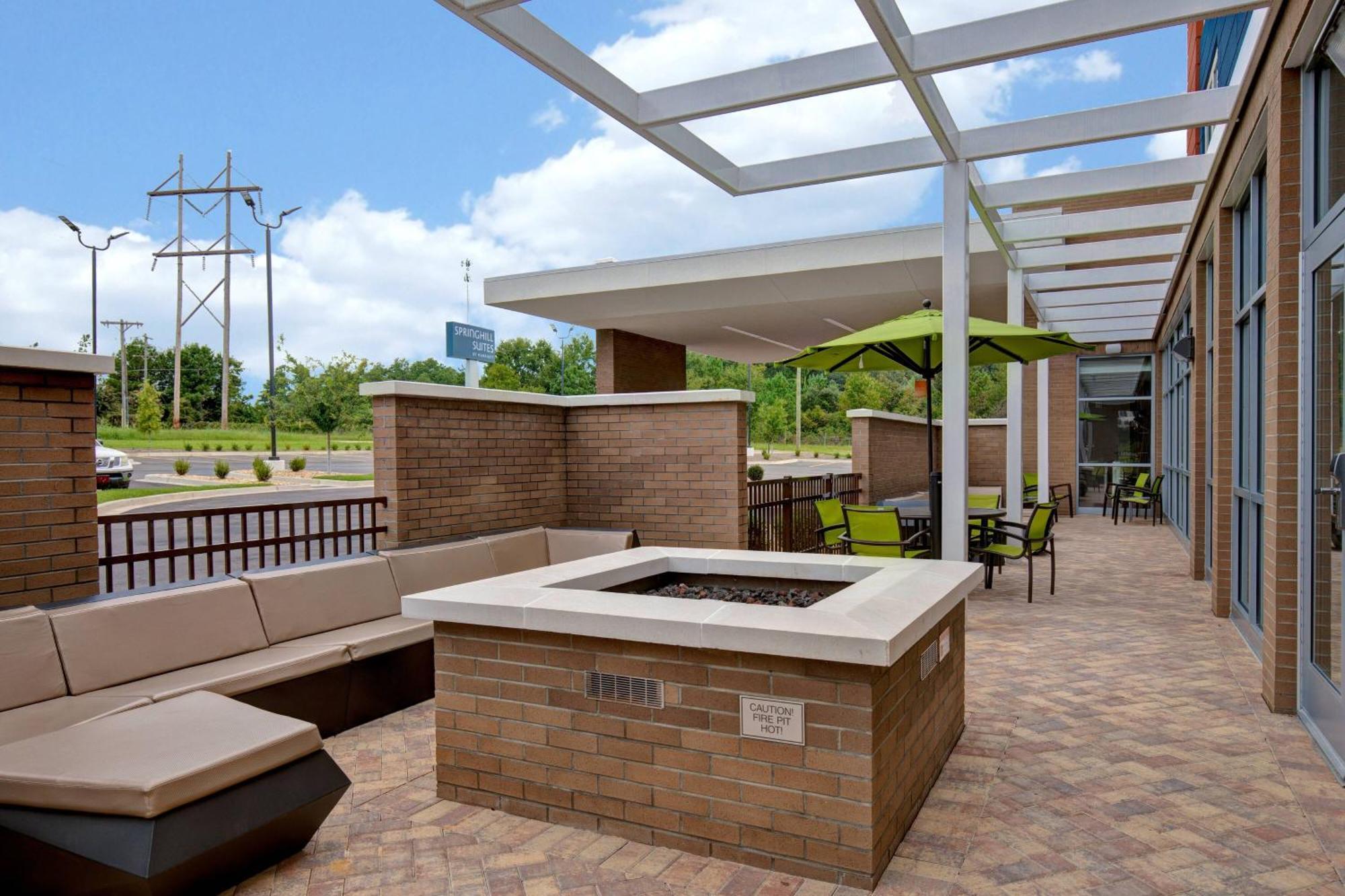 Springhill Suites By Marriott Orangeburg Exterior photo